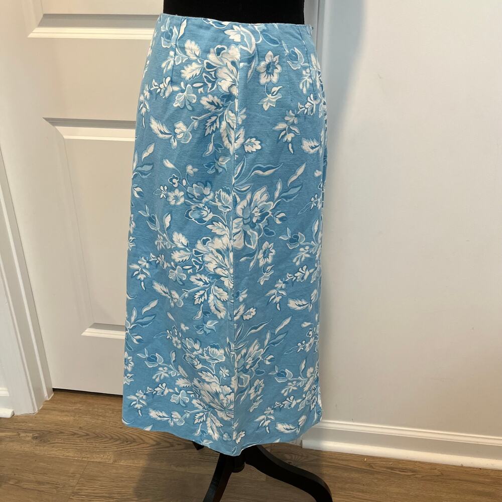 Vintage Talbots Irish Linen Blend Blue Floral Skirt Sz 4P Cottagecore Modest